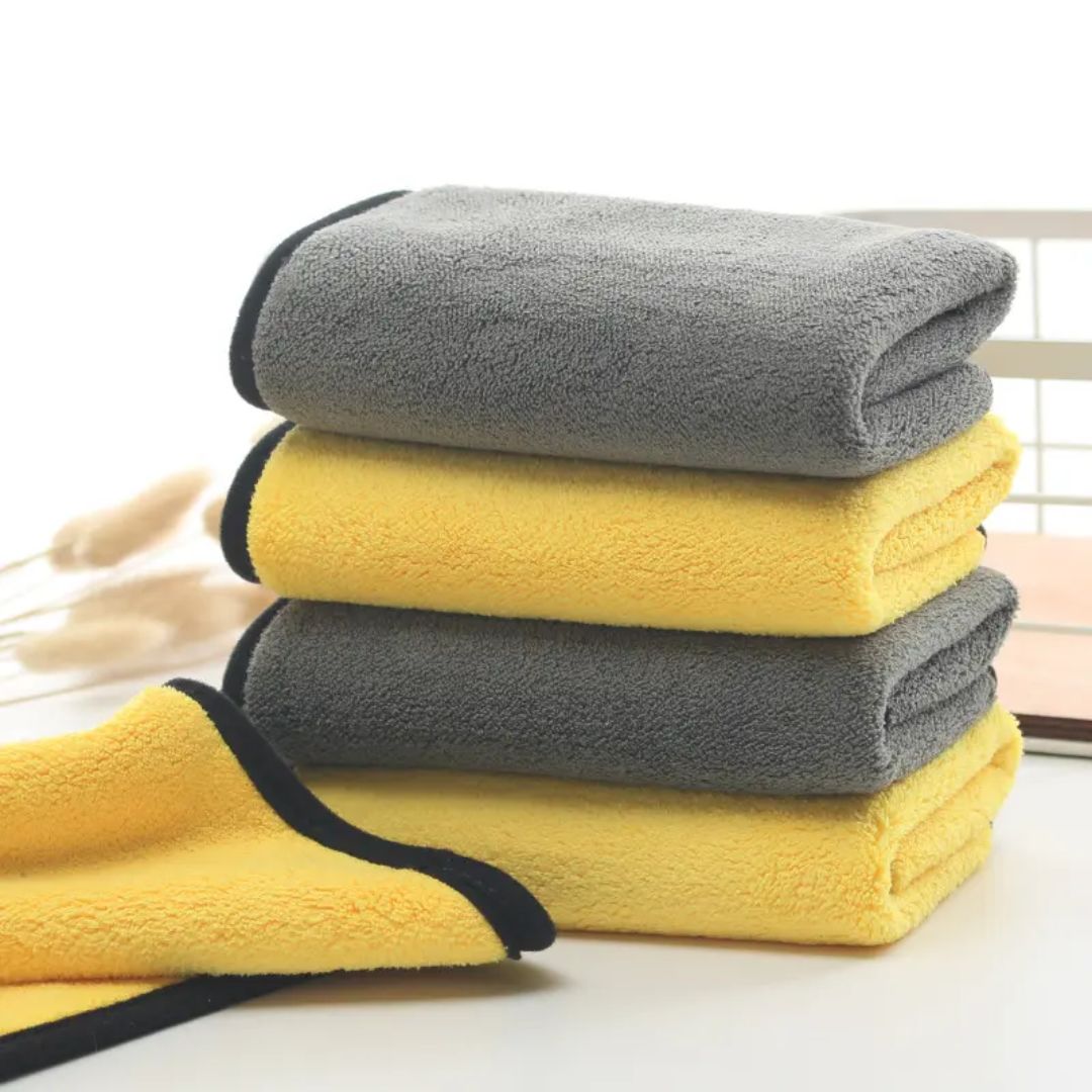 600 GSM Microfiber Towel (40*40 Cm)