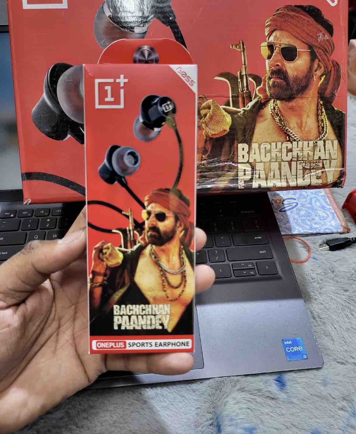 ONE PLUS BACHCHHAN PAANDEY BOX HANDFREE