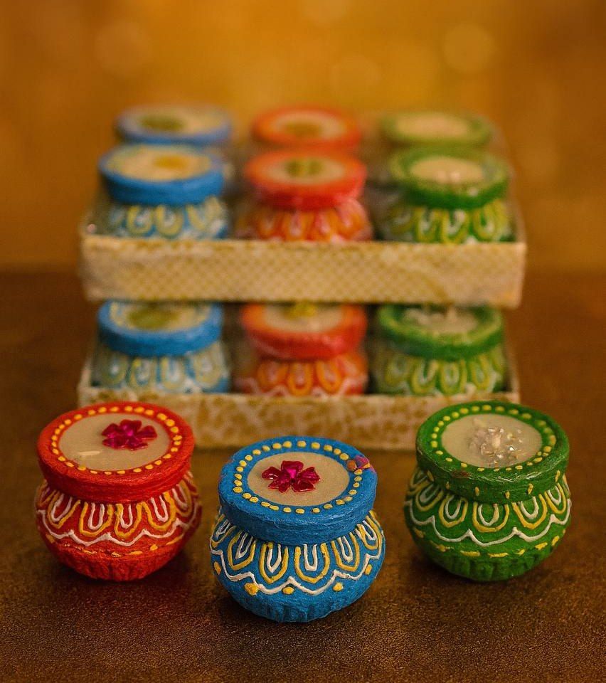 Fancy Matki Hand Made Wax Diya (Imported)