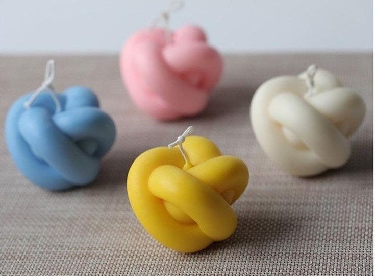 Scented Knot Candle (CC052)