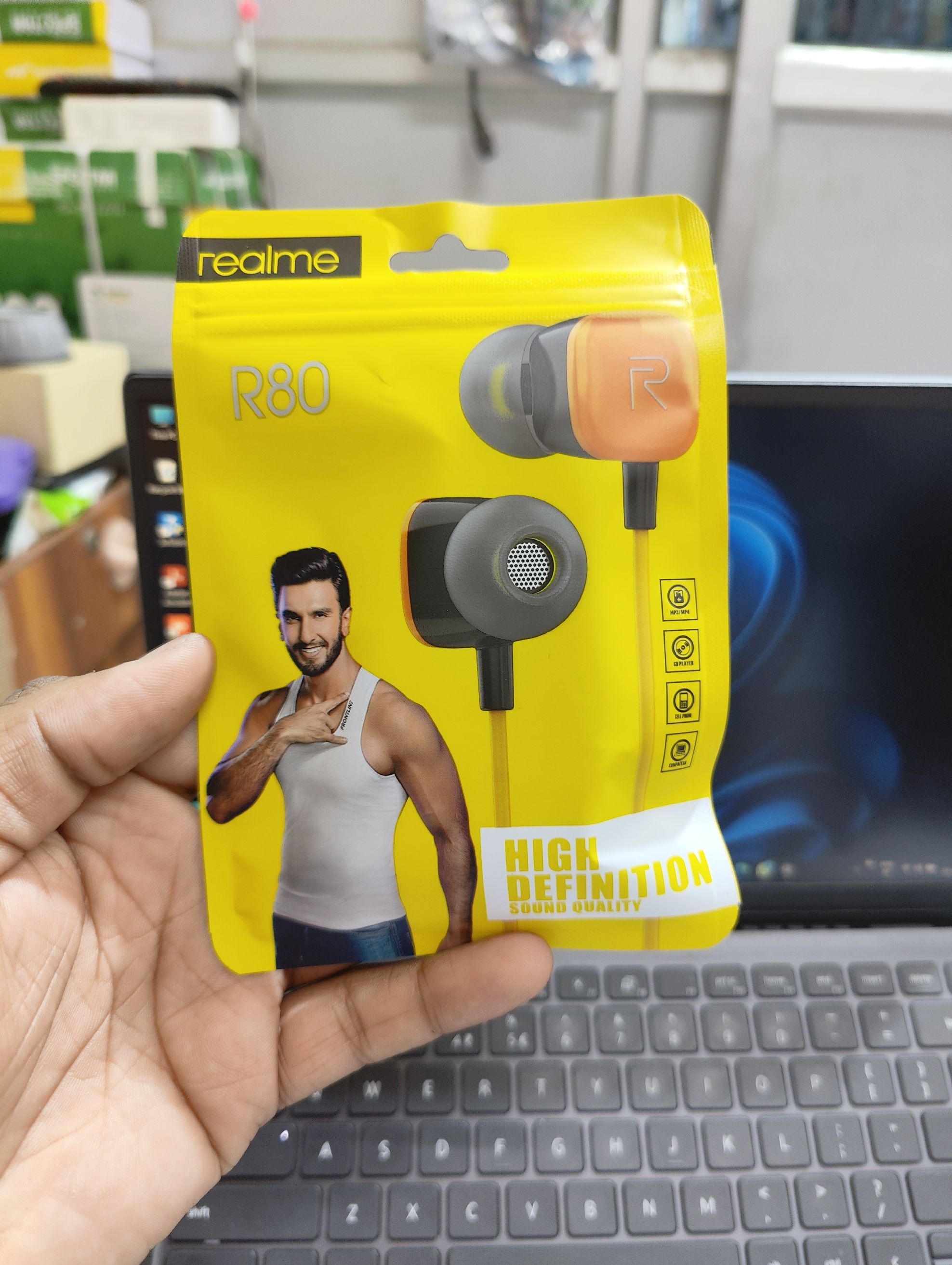 REAL ME R80 HANDFREE