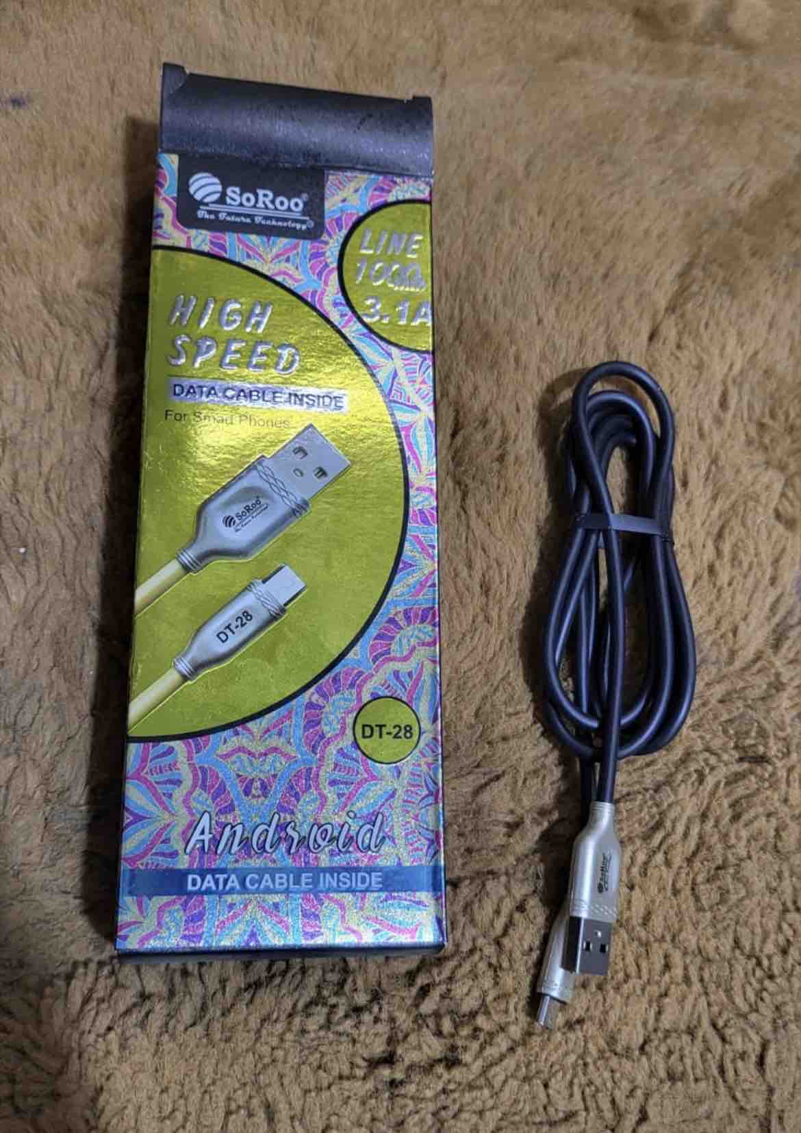 SOROO DT 28 PREMIUM DATACABLE V8